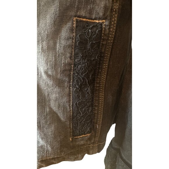 2/$30 Express Size 7/8 Black Denim Jacket With Lace Cuffs & Collar - Picture 12 of 16
